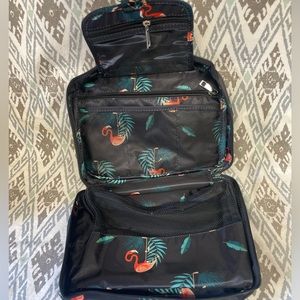 NEW Hanging Toiletry Bag Travel, Waterproof Makeup Bag with 4 Compartments